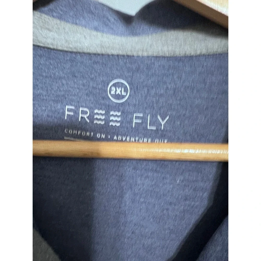 FREE‎ FLY Mens 2XL Blue Short Sleeve Collared Polo Shirt Comfort On Adventure - Picture 2 of 3